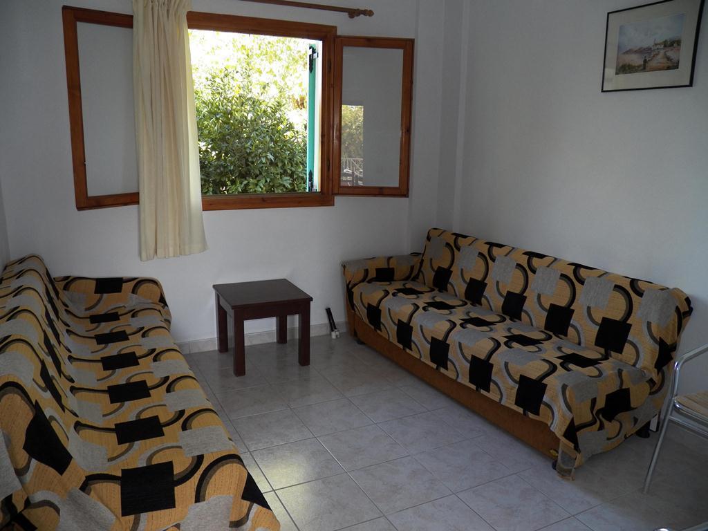 Villa Marina Ypsos Kamer foto