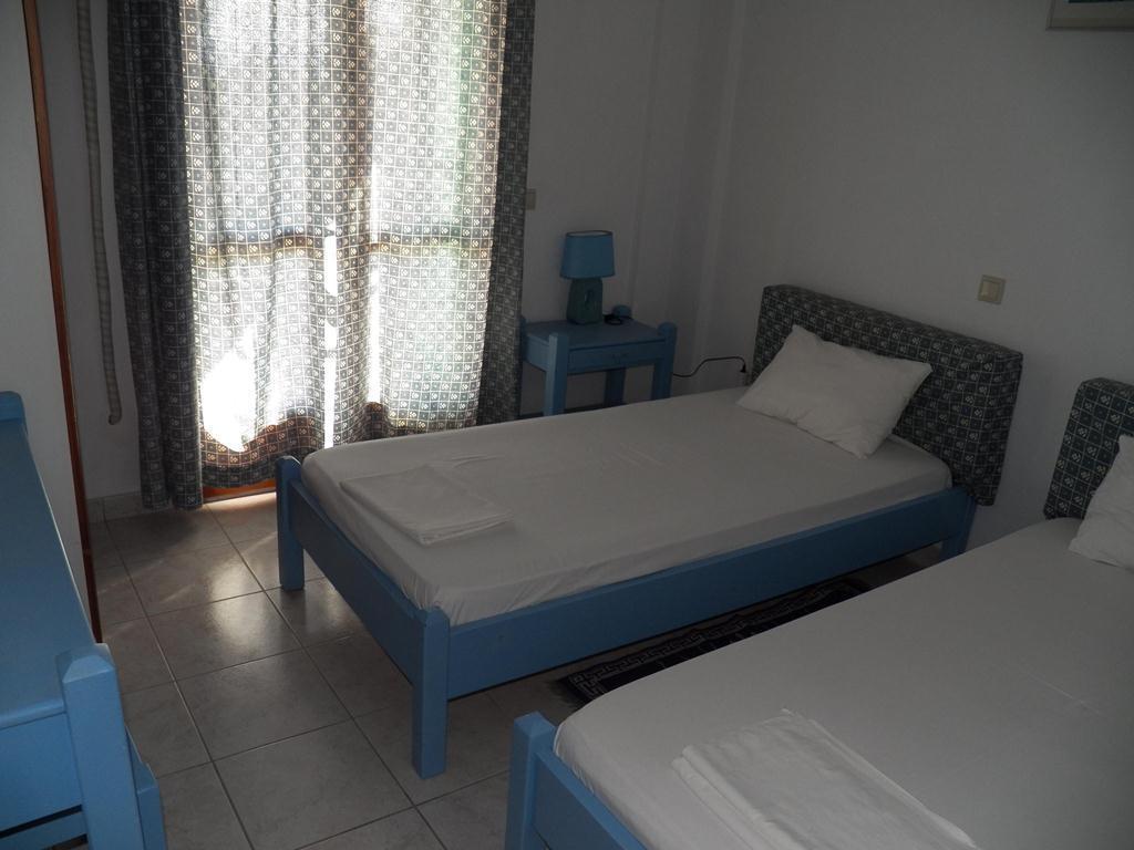Villa Marina Ypsos Kamer foto